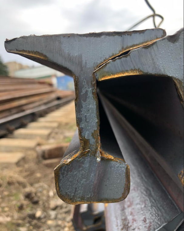 Рельсы для узкоколейки — пример укладки/поставки